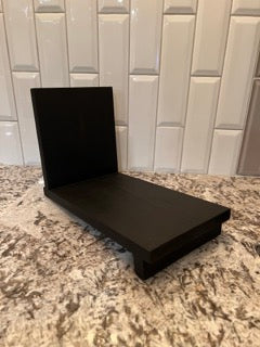 Slanted book shelf/book end