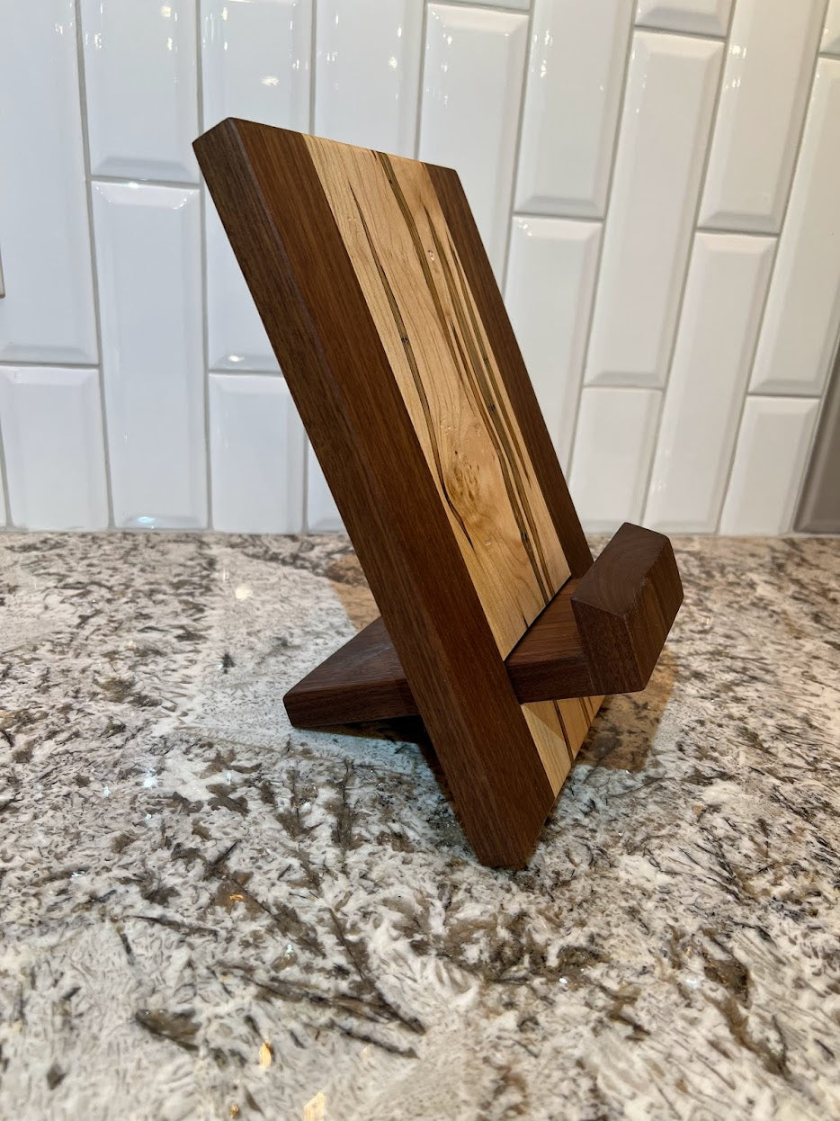 Stirring Up Convenience: Why Every Home Chef Needs a Tablet Stand